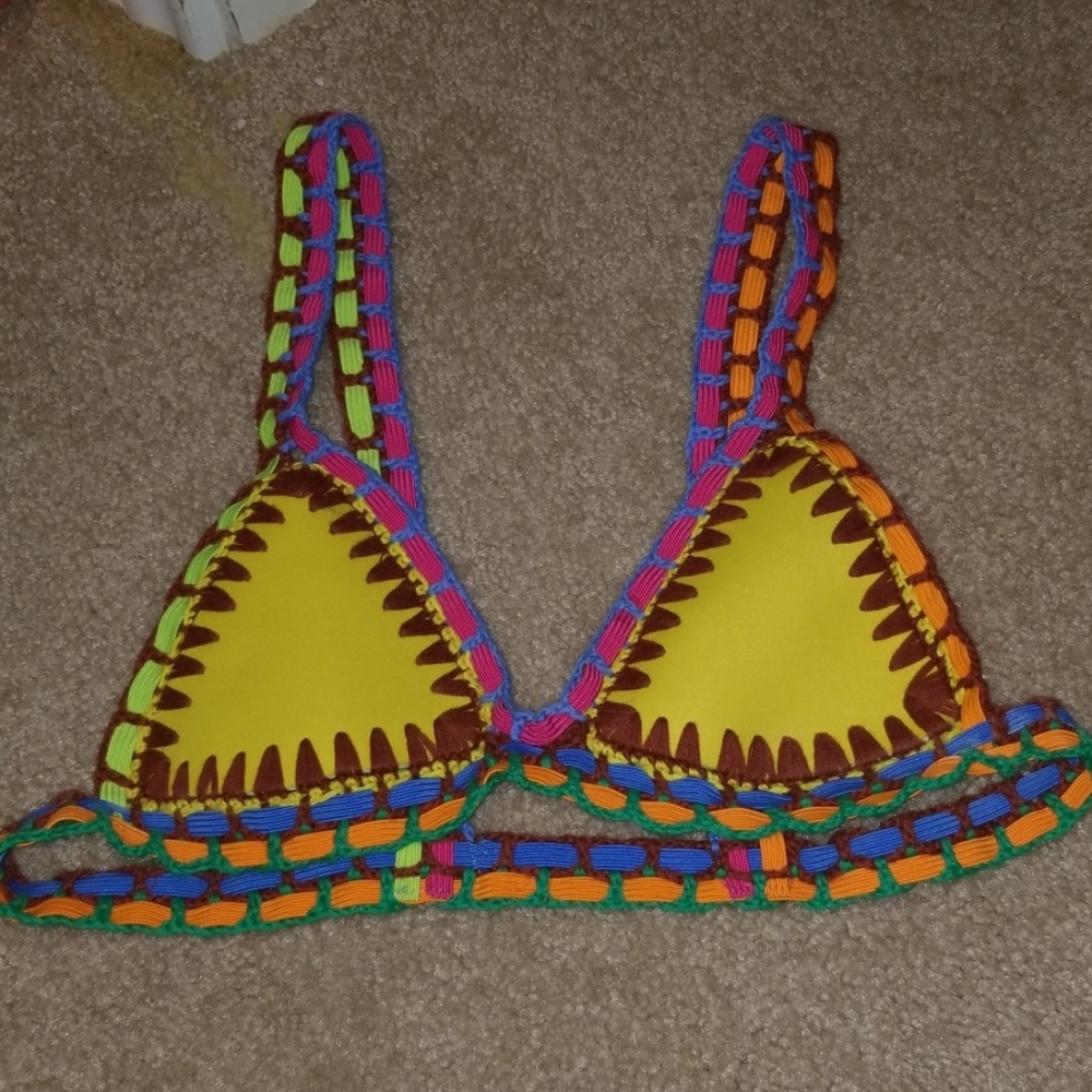 Kini - Picture 3 of 4